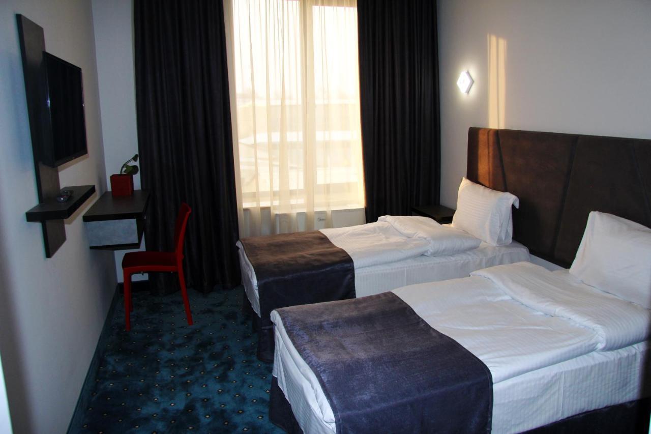 Nice Hotel Ереван Экстерьер фото